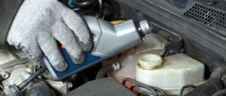 Выше отметки максимум: чем грозит перелив тормозной жидкости в автомобиле
