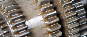 Почему трансмиссионное масло имеет резкий запах?