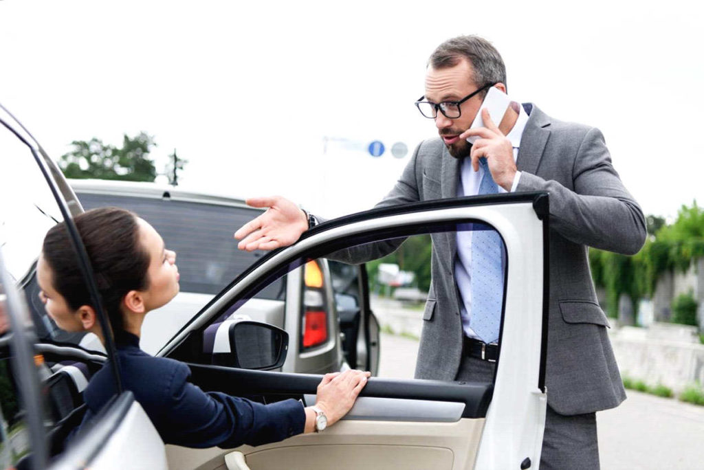 Мошенники на дорогах — как не быть обманутым? Мошенники на дорогах — как не быть обманутым?